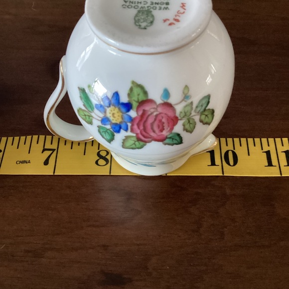 WEDGWOOD   sugar and cream set. - Picture 7 of 10